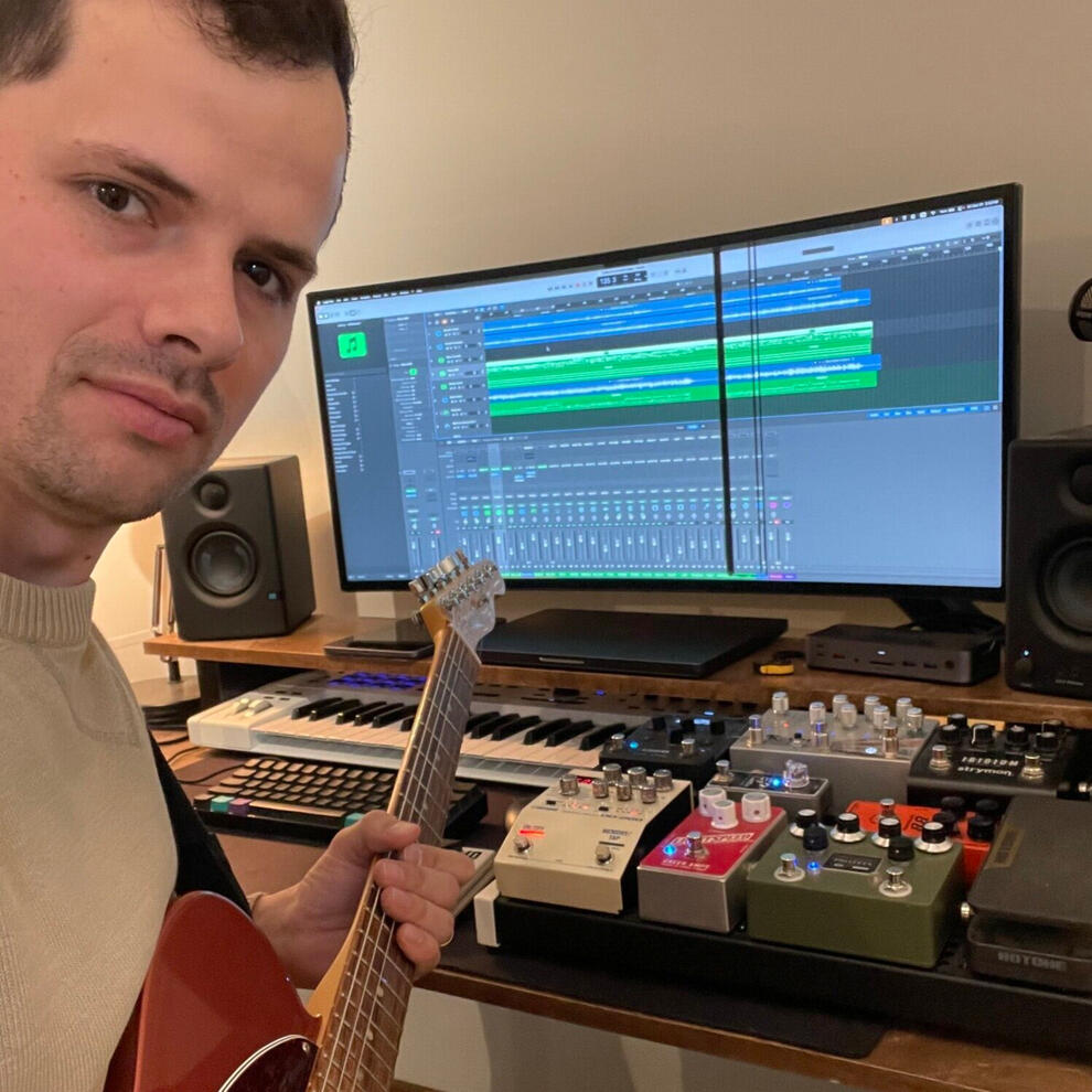 (not a very good!) picture of me recording for an upcoming Low German music project!